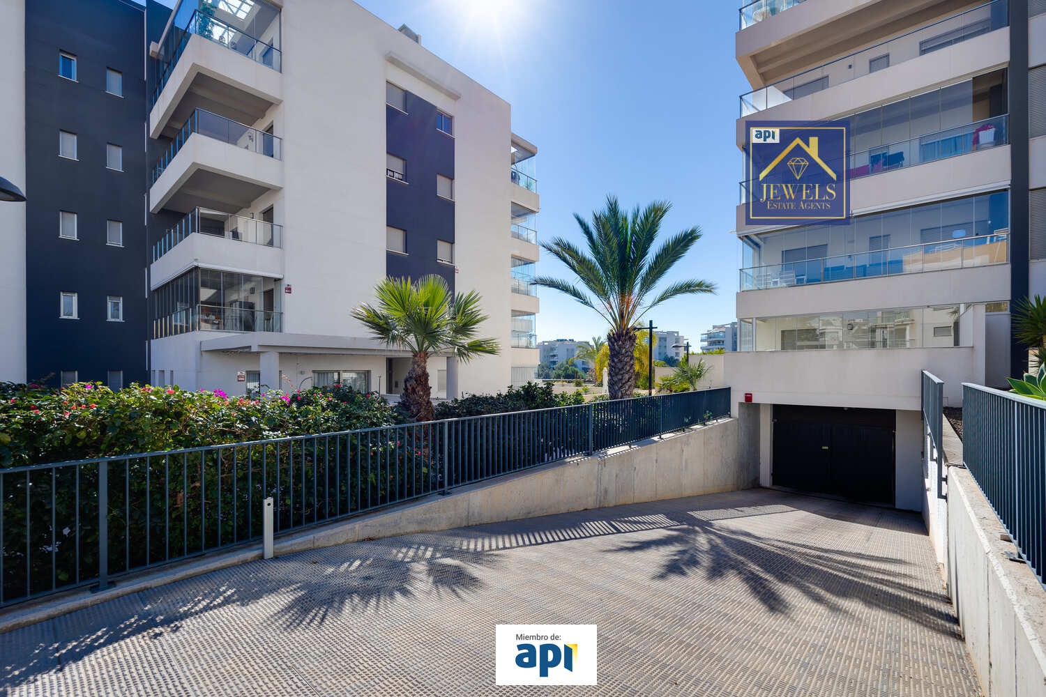 GREEN-HILLS-3-VILLAMARTIN-90