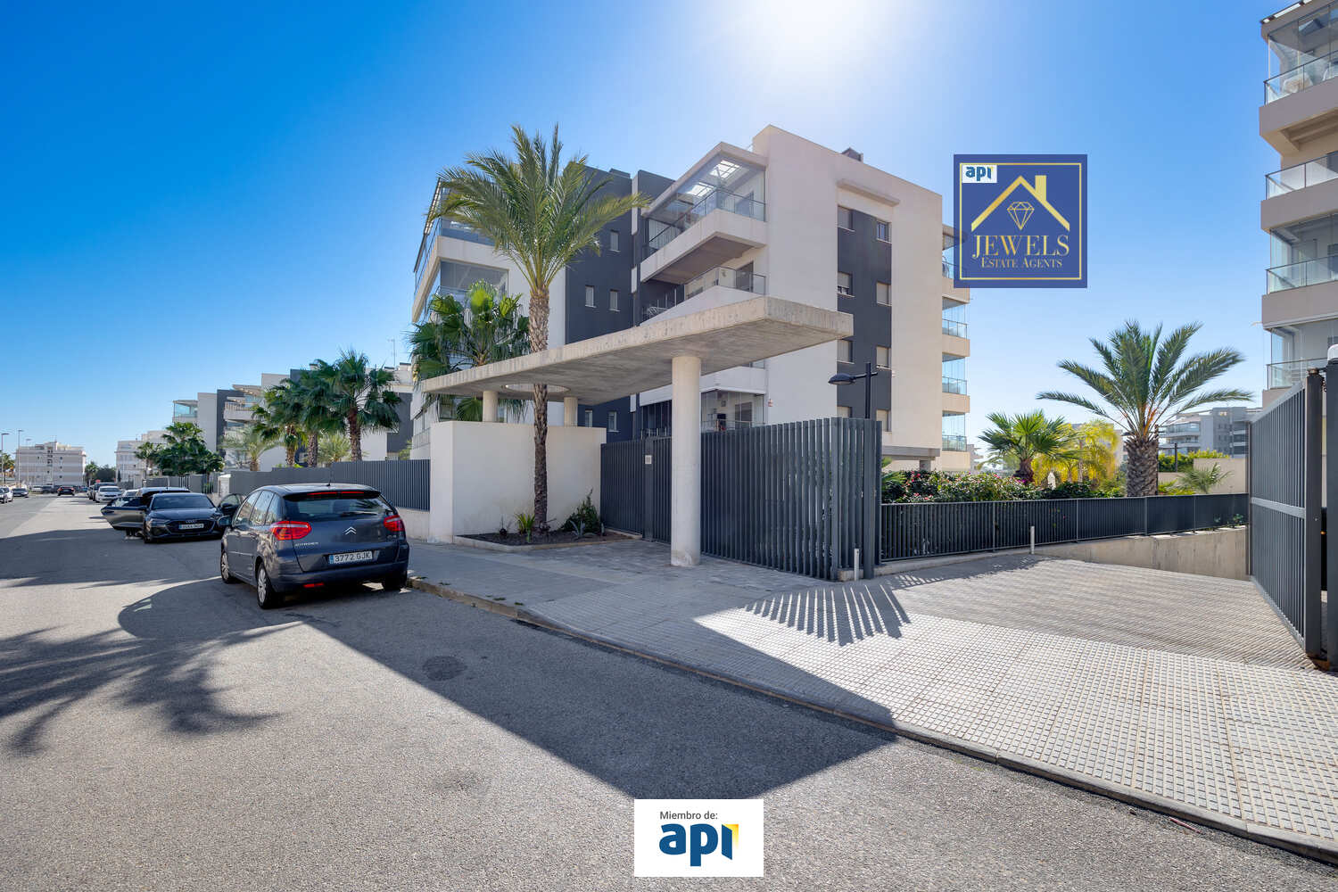 GREEN-HILLS-3-VILLAMARTIN-92